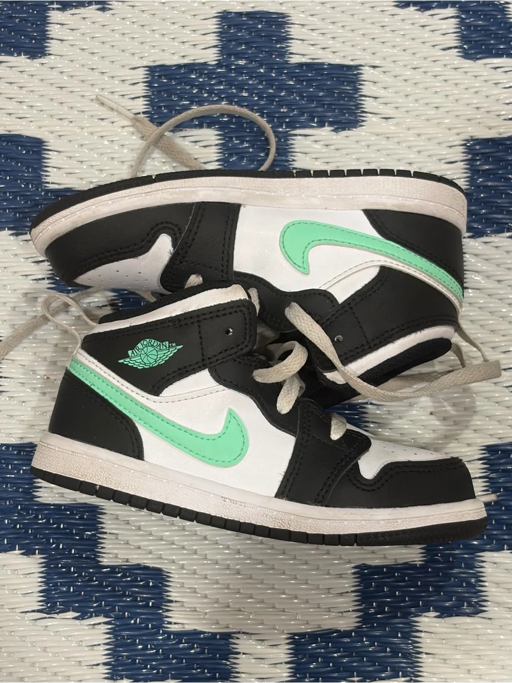 Jordan 1 Mid Sneakers White Black Green Glow Size 9c w/ Box